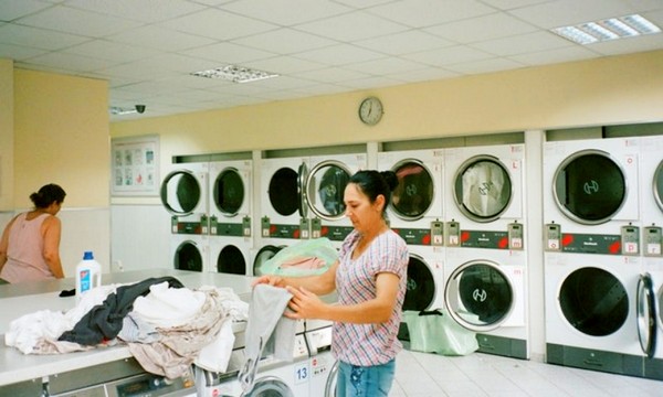 Perlengkapan bisnis laundry kiloan